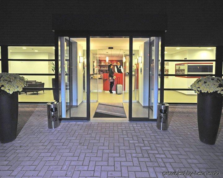 Dc Hotel Charleroi Airport Bagian luar foto